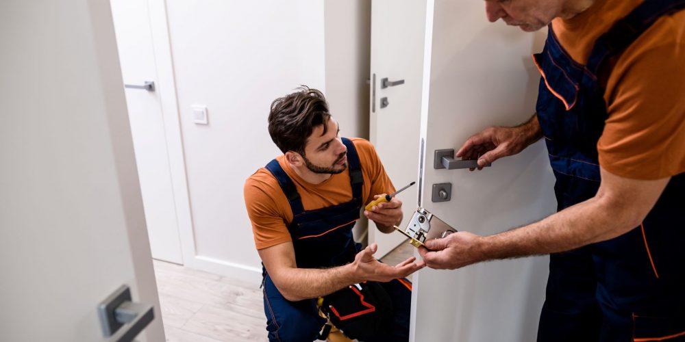 A Comprehensive Guide to Becoming a Locksmith