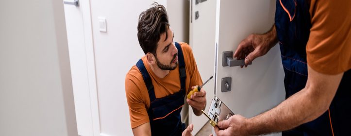 A Comprehensive Guide to Becoming a Locksmith